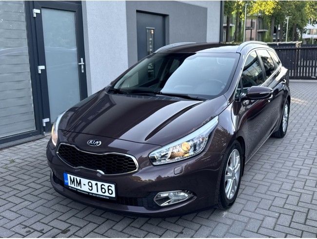 Kia Ceed, 1.6 benzīns 99kw, Automāts, 198200km, 06.2013.g Kia Ceed, 1.6 benzīns 99kw, Automāts, 198200km, 06.2013.g