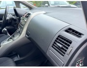 Toyota Auris, 1.6 benzīns 91kw, Automāts, 136400km, 10.2007.g Toyota Auris, 1.6 benzīns 91kw, Automāts, 136400km, 10.2007.g