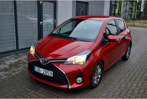 Toyota Yaris. 1.3 benzīns 73kw, Automāts, 117100km, 02.2016.g